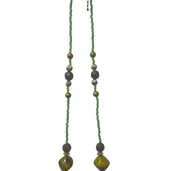 Long Green Bead Necklace, Vintage Y2K, Approx 33", Multi Shades of Green - Picture 4 of 6